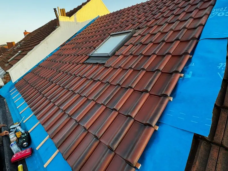 Combien coûte la rénovation complète d’une toiture ?